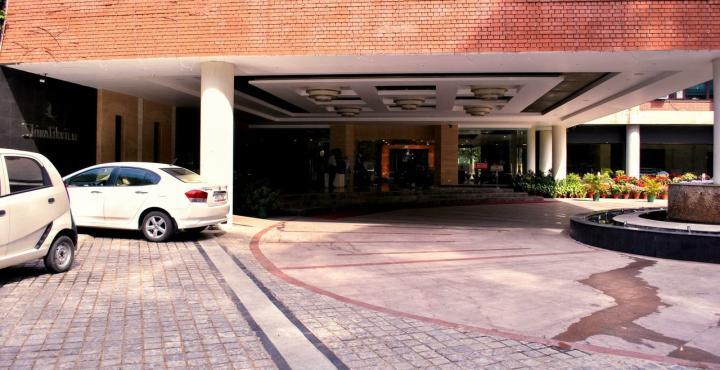 Hotel Shivalikview Chandīgarh Dış mekan fotoğraf