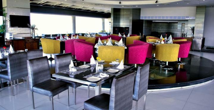 Hotel Shivalikview Chandīgarh Dış mekan fotoğraf