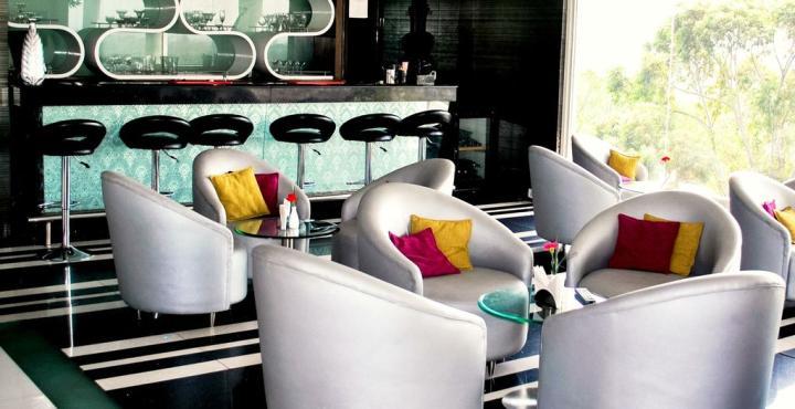 Hotel Shivalikview Chandīgarh Dış mekan fotoğraf