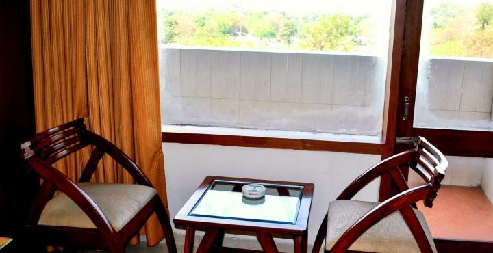 Hotel Shivalikview Chandīgarh Dış mekan fotoğraf