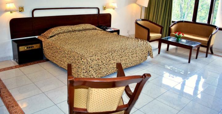 Hotel Shivalikview Chandīgarh Dış mekan fotoğraf