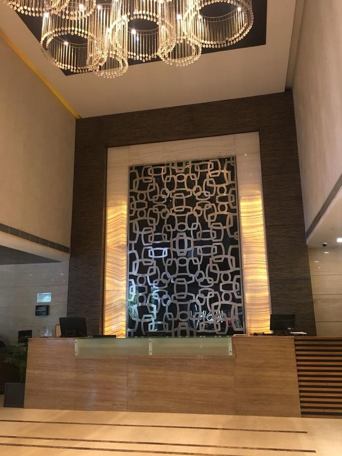 Hotel Shivalikview Chandīgarh Dış mekan fotoğraf