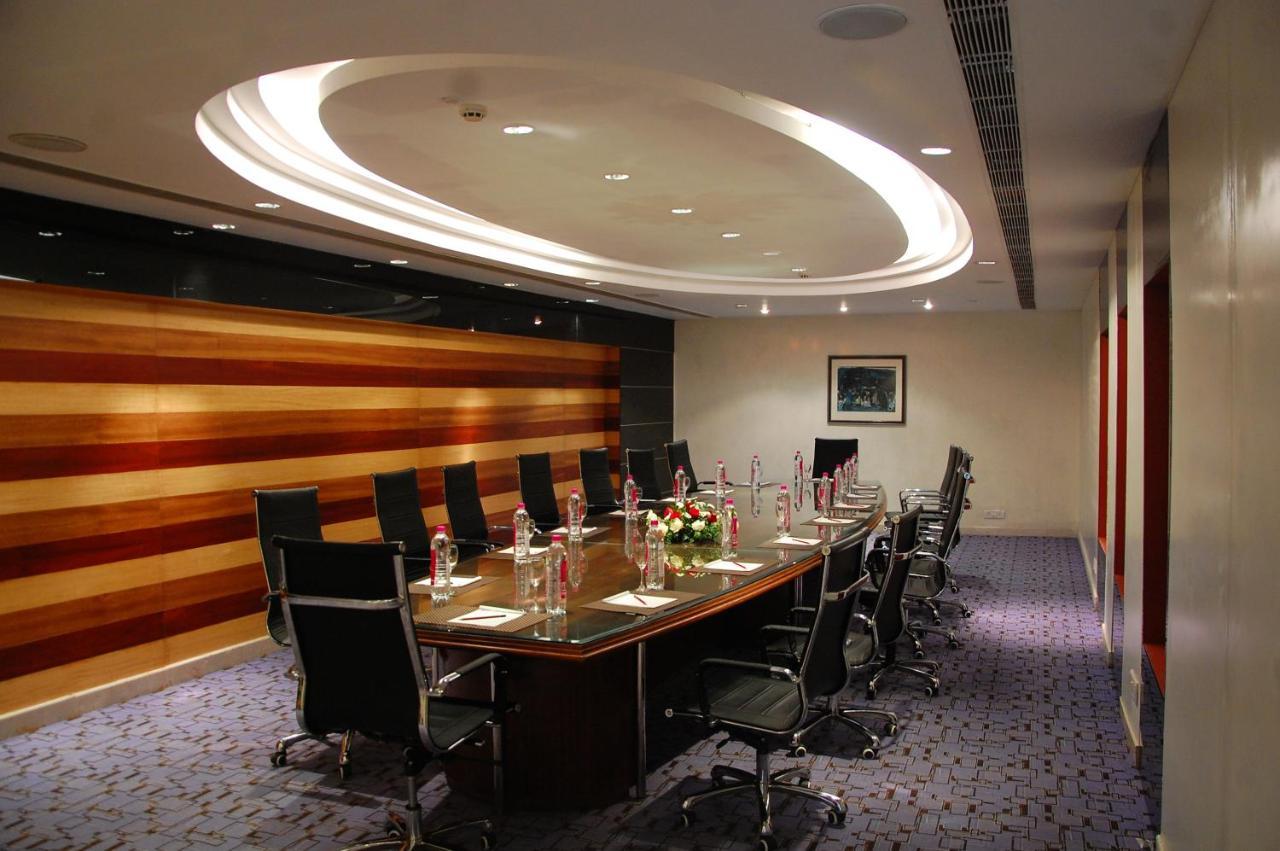 Hotel Shivalikview Chandīgarh Dış mekan fotoğraf