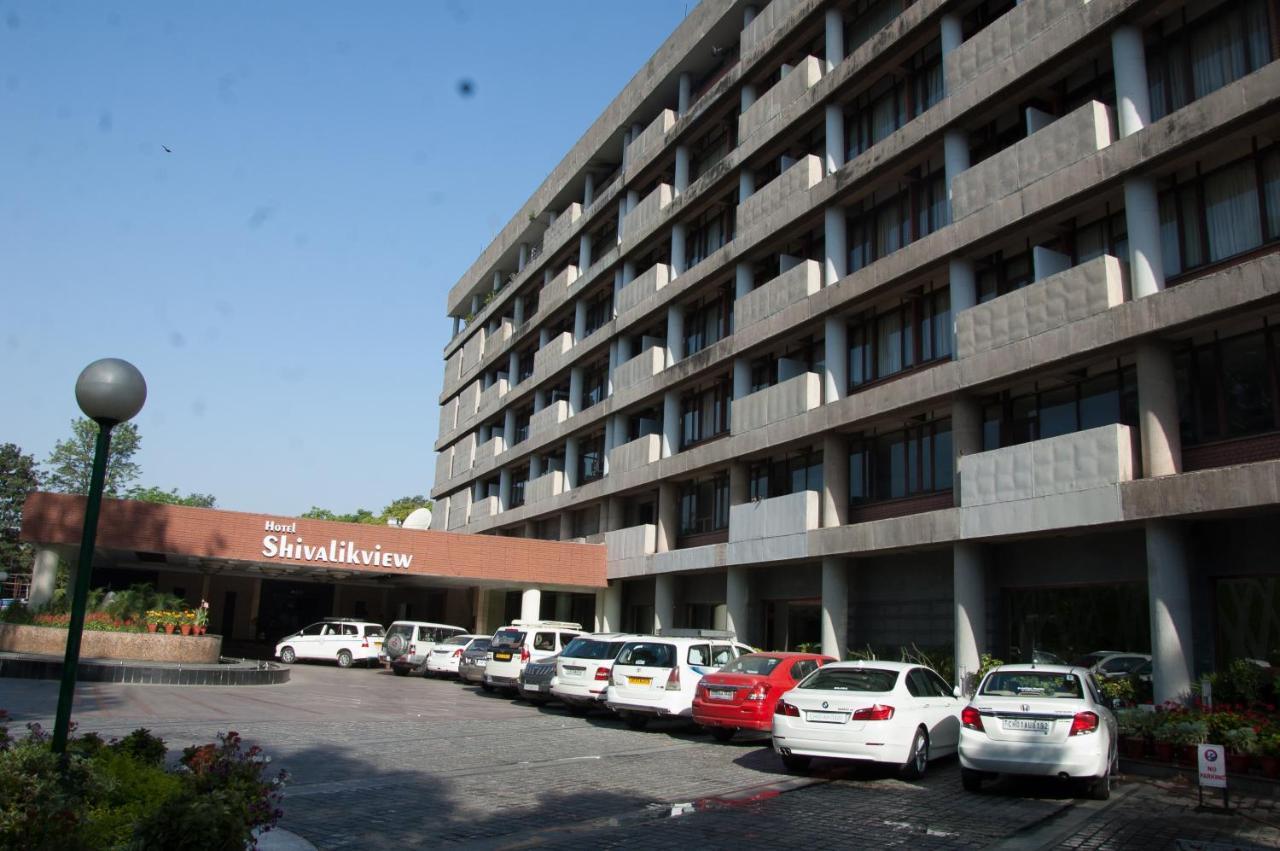 Hotel Shivalikview Chandīgarh Dış mekan fotoğraf
